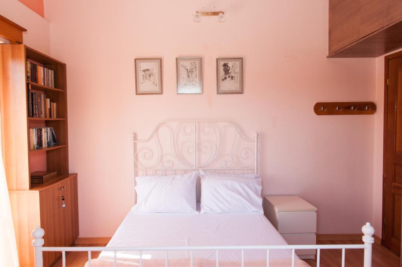 Tettix Villa