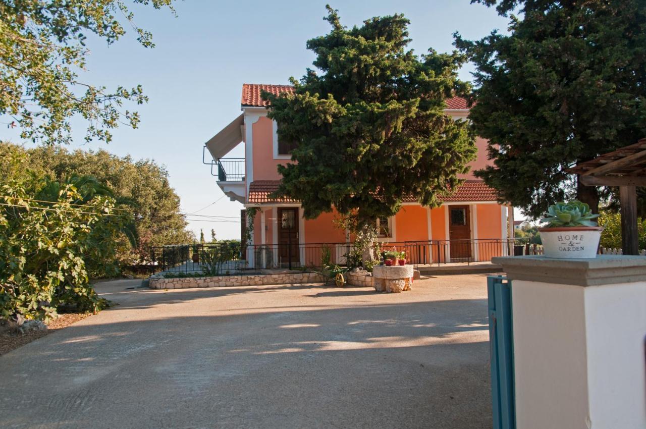 Villa Tettix